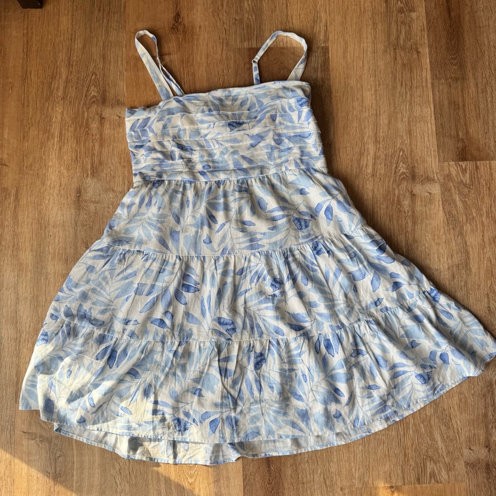 NWT linen blend dress ADULT size large. Adjustable straps. Gymboree brand